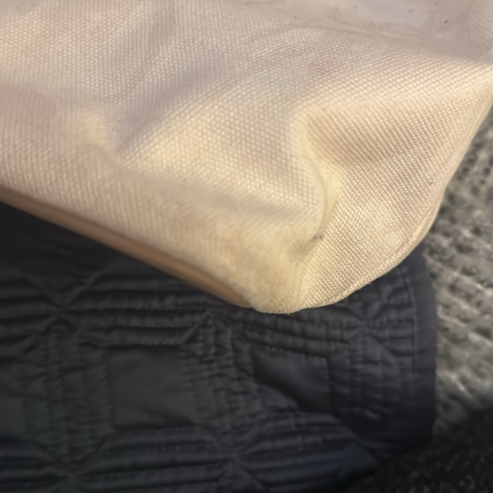 India Hicks Mayfair Beetle Tote Canvas Leather Tassel Charm Tan Cream - Picture 12 of 13